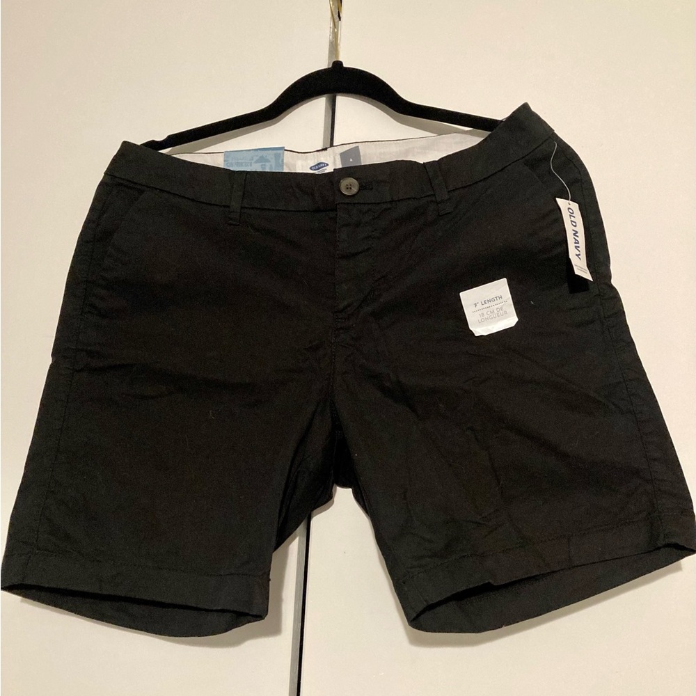 NWT Old Navy Black Size 4 Shorts with Pockets
